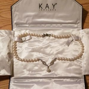 Kay Jewlers White Pearl Necklace
